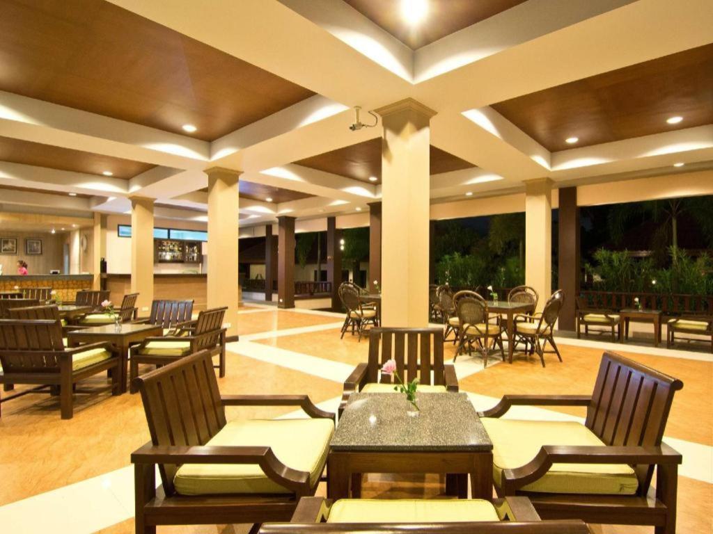 Rose Bay Resort Pattaya Exterior foto