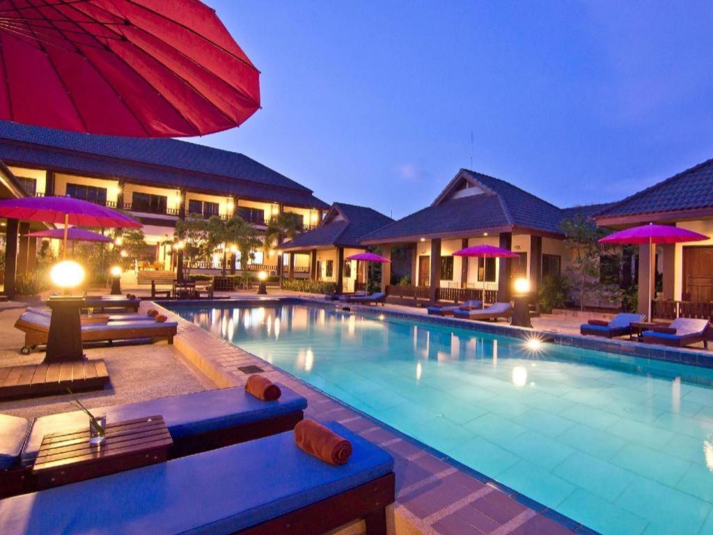 Rose Bay Resort Pattaya Exterior foto
