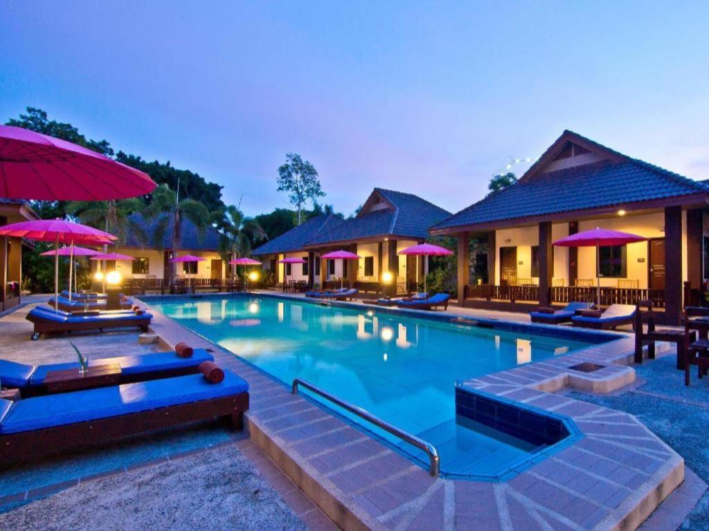 Rose Bay Resort Pattaya Exterior foto