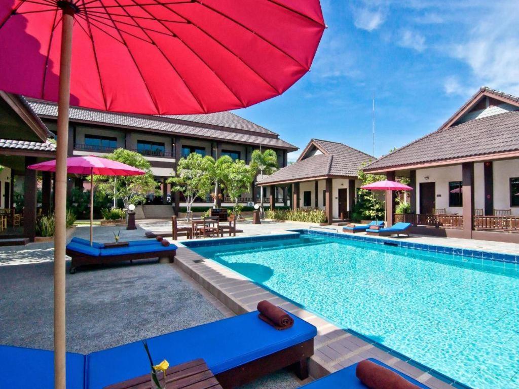 Rose Bay Resort Pattaya Exterior foto