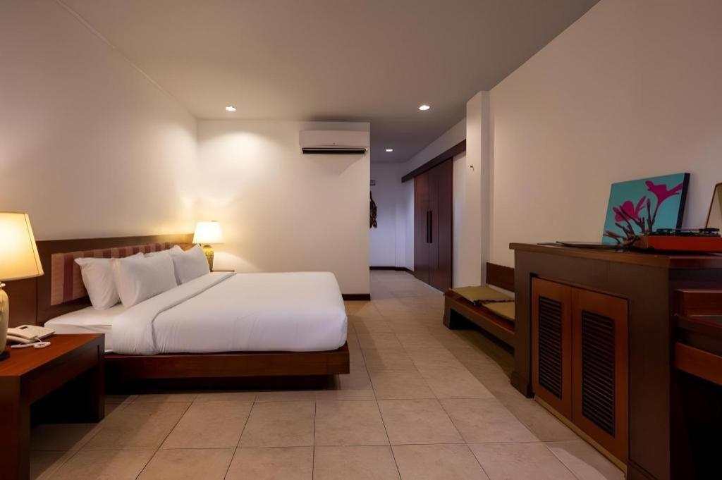 Rose Bay Resort Pattaya Exterior foto