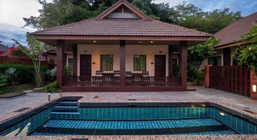 Rose Bay Resort Pattaya Exterior foto